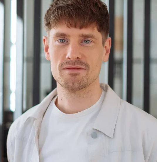 dscf9949-optimized-2880x3840-crop